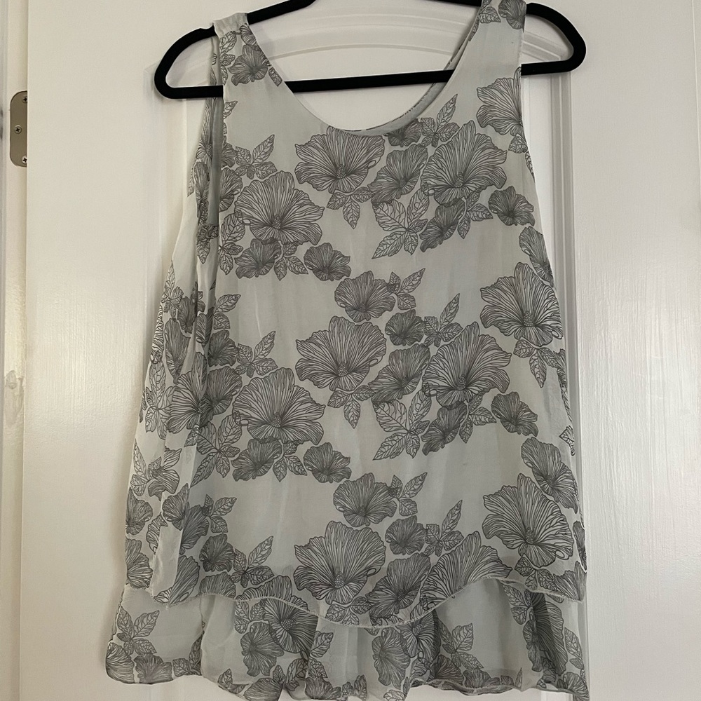 Small Gusy brand top. Made in Italy.
